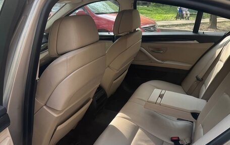 BMW 5 серия, 2011 год, 1 950 000 рублей, 10 фотография
