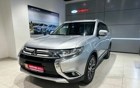 Mitsubishi Outlander III рестайлинг 3, 2018 год, 2 240 000 рублей, 1 фотография