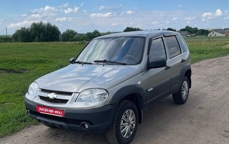Chevrolet Niva I рестайлинг, 2012 год, 690 000 рублей, 1 фотография