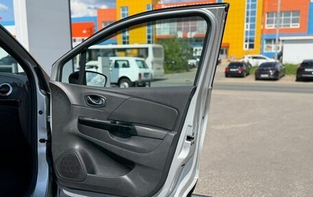 Renault Kaptur I рестайлинг, 2021 год, 1 875 000 рублей, 27 фотография