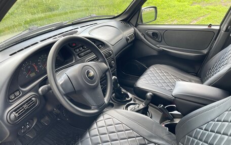 Chevrolet Niva I рестайлинг, 2012 год, 690 000 рублей, 7 фотография