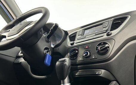 Hyundai Solaris II рестайлинг, 2017 год, 1 175 000 рублей, 25 фотография