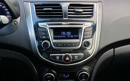 Hyundai Solaris II рестайлинг, 2015 год, 849 000 рублей, 11 фотография