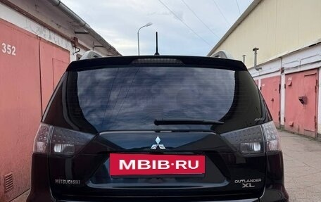 Mitsubishi Outlander III рестайлинг 3, 2011 год, 1 000 070 рублей, 6 фотография