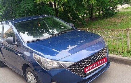 Hyundai Solaris II рестайлинг, 2021 год, 1 350 000 рублей, 12 фотография