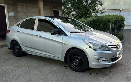 Hyundai Solaris II рестайлинг, 2014 год, 450 000 рублей, 9 фотография