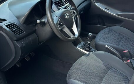 Hyundai Solaris II рестайлинг, 2014 год, 450 000 рублей, 6 фотография
