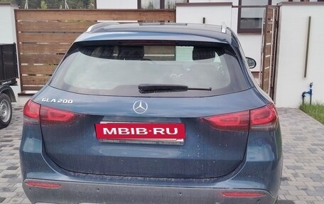 Mercedes-Benz GLA, 2021 год, 2 600 000 рублей, 3 фотография