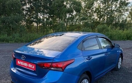 Hyundai Solaris II рестайлинг, 2017 год, 780 000 рублей, 4 фотография