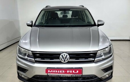 Volkswagen Tiguan II, 2018 год, 2 030 000 рублей, 2 фотография