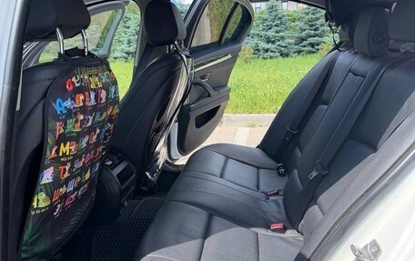 BMW 5 серия, 2013 год, 1 800 000 рублей, 10 фотография