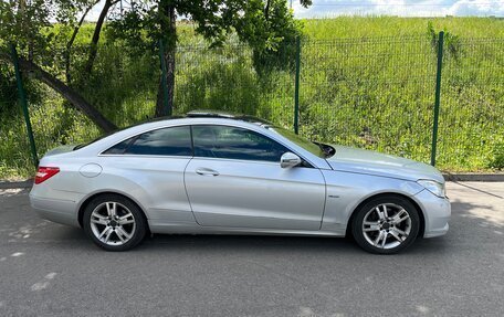 Mercedes-Benz E-Класс, 2009 год, 1 450 000 рублей, 4 фотография