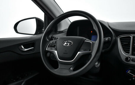 Hyundai Solaris II рестайлинг, 2020 год, 1 490 000 рублей, 15 фотография