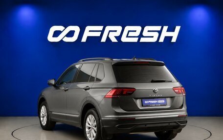 Volkswagen Tiguan II, 2022 год, 2 649 444 рублей, 2 фотография