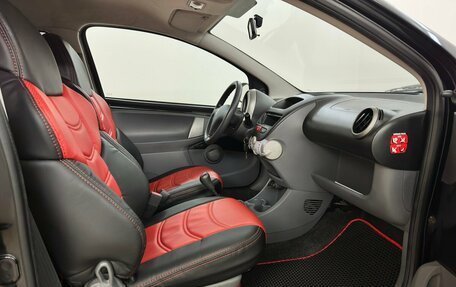 Peugeot 107 I рестайлинг, 2011 год, 525 000 рублей, 8 фотография
