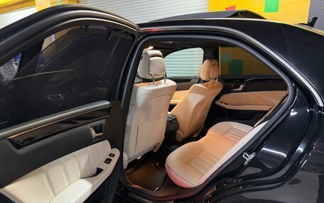 Mercedes-Benz E-Класс, 2014 год, 2 950 000 рублей, 14 фотография