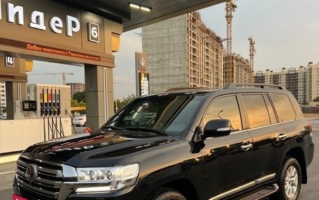 Toyota Land Cruiser 200, 2019 год, 6 100 000 рублей, 1 фотография