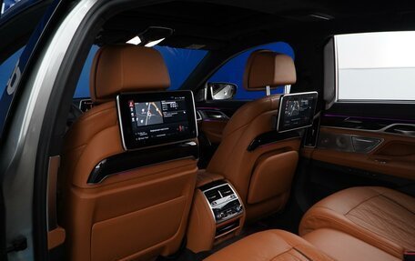 BMW 7 серия, 2021 год, 7 198 444 рублей, 11 фотография