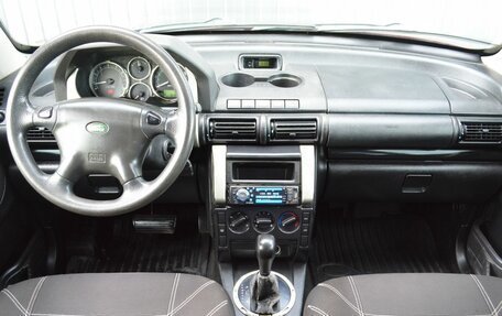 Land Rover Freelander II рестайлинг 2, 2004 год, 539 888 рублей, 11 фотография