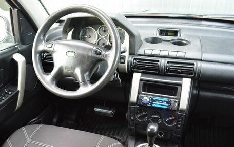 Land Rover Freelander II рестайлинг 2, 2004 год, 539 888 рублей, 12 фотография