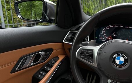 BMW 3 серия, 2019 год, 5 690 000 рублей, 18 фотография