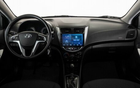 Hyundai Solaris II рестайлинг, 2013 год, 877 000 рублей, 7 фотография