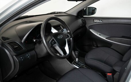 Hyundai Solaris II рестайлинг, 2013 год, 877 000 рублей, 5 фотография