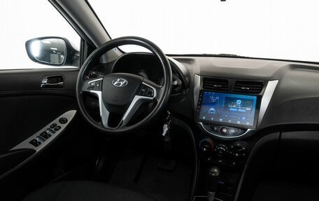 Hyundai Solaris II рестайлинг, 2013 год, 877 000 рублей, 14 фотография