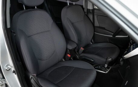 Hyundai Solaris II рестайлинг, 2013 год, 877 000 рублей, 15 фотография