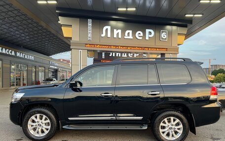 Toyota Land Cruiser 200, 2019 год, 6 100 000 рублей, 2 фотография