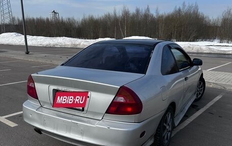 Mitsubishi Mirage VI рестайлинг, 2000 год, 250 000 рублей, 4 фотография