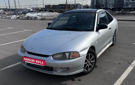 Mitsubishi Mirage VI рестайлинг, 2000 год, 250 000 рублей, 2 фотография