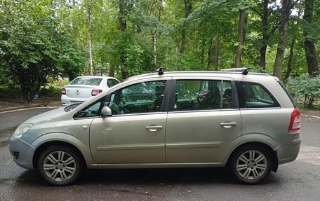 Opel Zafira B, 2008 год, 550 000 рублей, 3 фотография