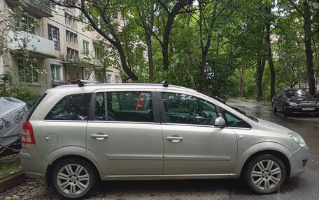 Opel Zafira B, 2008 год, 550 000 рублей, 4 фотография