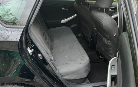 Toyota Prius, 2013 год, 900 000 рублей, 8 фотография