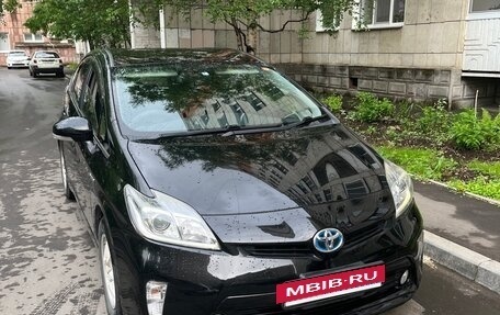 Toyota Prius, 2013 год, 900 000 рублей, 14 фотография