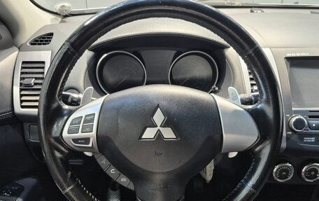 Mitsubishi Outlander III рестайлинг 3, 2011 год, 1 150 000 рублей, 12 фотография