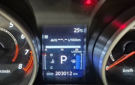 Mitsubishi Outlander III рестайлинг 3, 2011 год, 1 150 000 рублей, 13 фотография