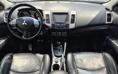 Mitsubishi Outlander III рестайлинг 3, 2011 год, 1 150 000 рублей, 29 фотография