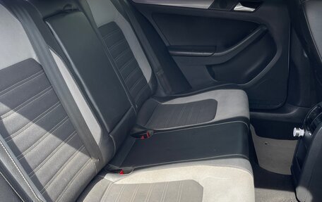 Volkswagen Jetta VI, 2012 год, 760 000 рублей, 3 фотография