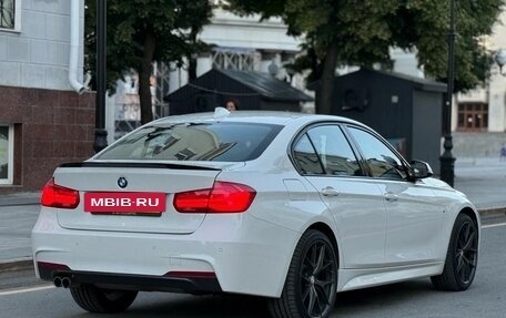 BMW 3 серия, 2017 год, 2 900 000 рублей, 2 фотография