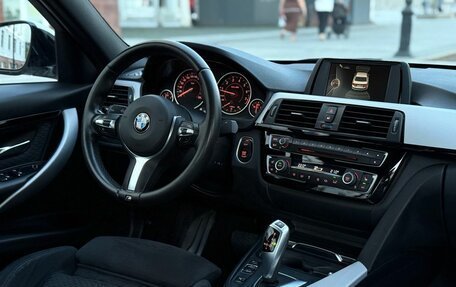 BMW 3 серия, 2017 год, 2 900 000 рублей, 34 фотография