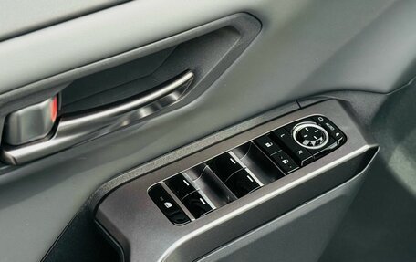 Toyota RAV4, 2026 год, 3 890 000 рублей, 23 фотография