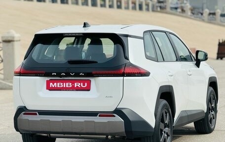 Toyota RAV4, 2026 год, 3 890 000 рублей, 16 фотография