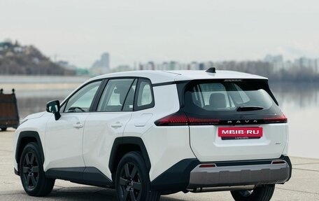 Toyota RAV4, 2026 год, 3 890 000 рублей, 18 фотография
