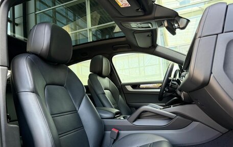 Porsche Cayenne III, 2024 год, 17 300 000 рублей, 18 фотография