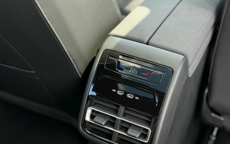 Volkswagen Tiguan II, 2026 год, 4 390 000 рублей, 34 фотография