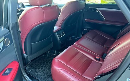 Lexus RX IV рестайлинг, 2018 год, 4 574 000 рублей, 14 фотография