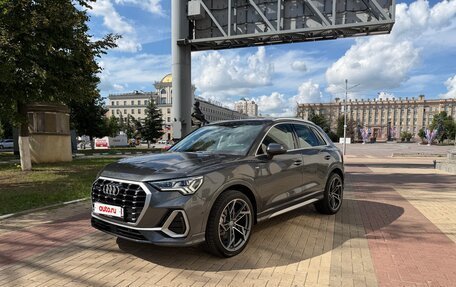 Audi Q3, 2020 год, 4 000 000 рублей, 2 фотография