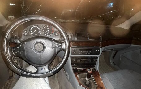 BMW 5 серия, 1999 год, 130 000 рублей, 5 фотография